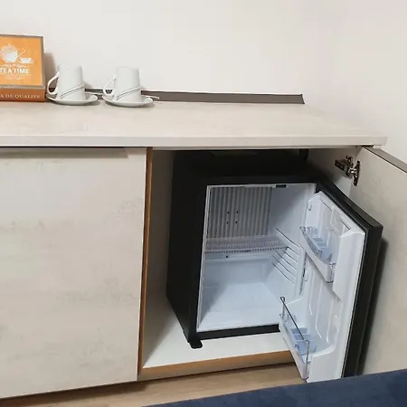 Und Antje Ekert Uhldingen-Mühlhofen