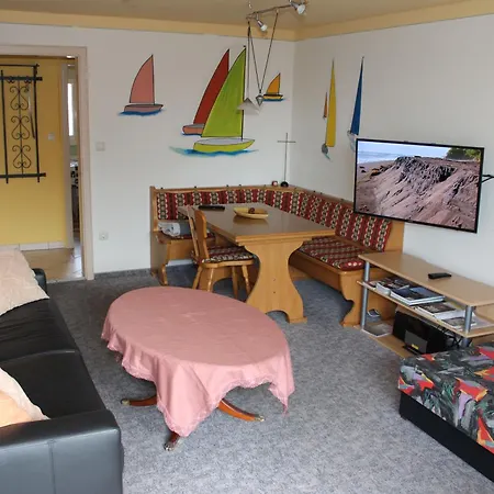 Und Antje Ekert Uhldingen-Mühlhofen