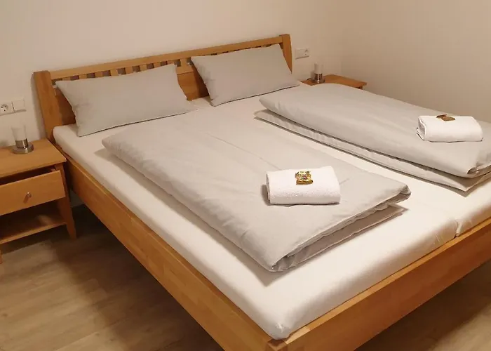 Und Antje Ekert بيت ضيافة الدنغن مولهوفن