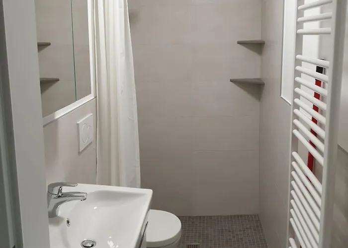 Und Antje Ekert 3* الدنغن مولهوفن