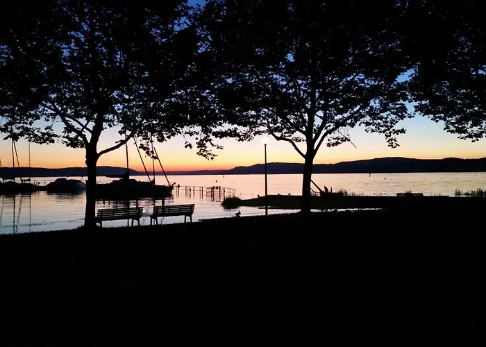 Und Antje Ekert بيت ضيافة