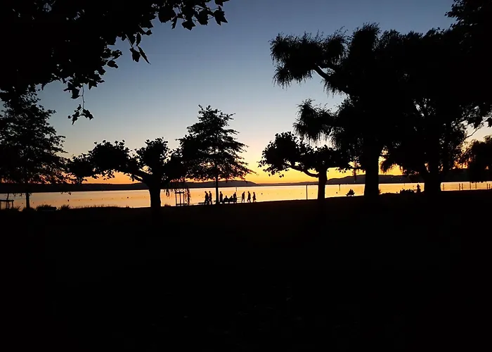 Und Antje Ekert 3* الدنغن مولهوفن