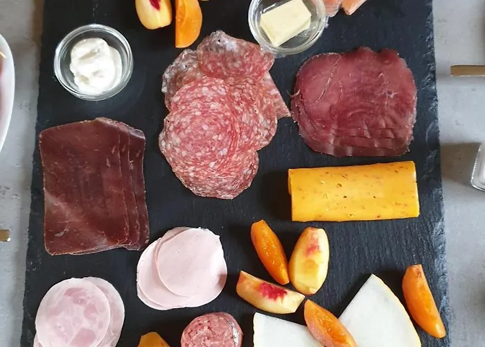 Und Antje Ekert 3* الدنغن مولهوفن