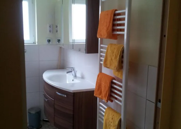 Und Antje Ekert 3* الدنغن مولهوفن